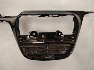 Rejilla aireadora central Peugeot 208