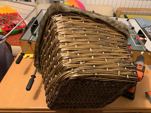 Cesta vimini con pelo