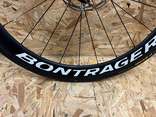 Rueda delantera carbono disco Bontrager XXX 4