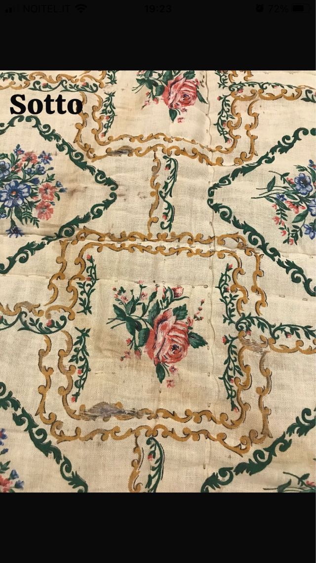 Trapuntino vintage beige a fiori grande