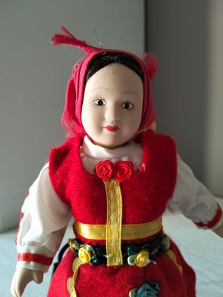 Bambolina in ceramica - Portogallo