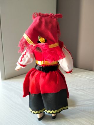 Bambolina in ceramica - Portogallo