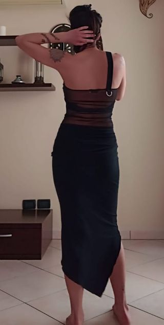 Completo top monospalla e gonna