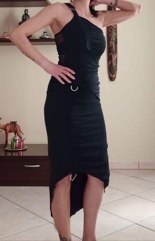 Completo top monospalla e gonna