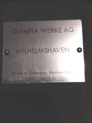 Máquina de escribir Olympia (1959)