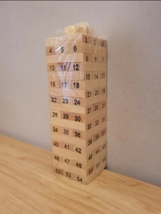 Creativo y clásico juego de bloques construcción.