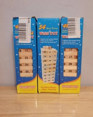 Creativo y clásico juego de bloques construcción.