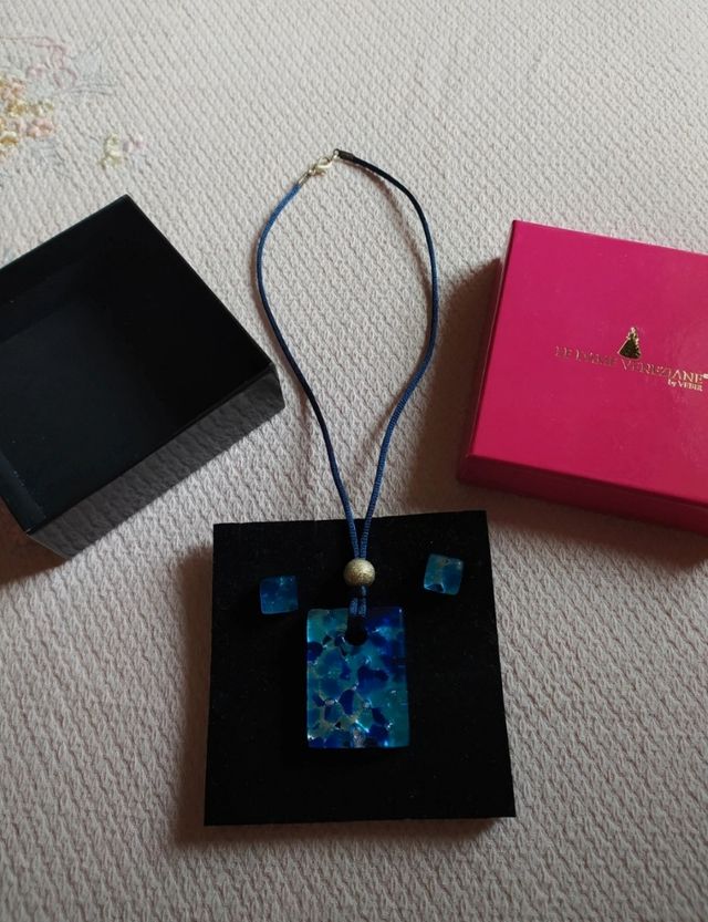 Collana e orecchini Murano