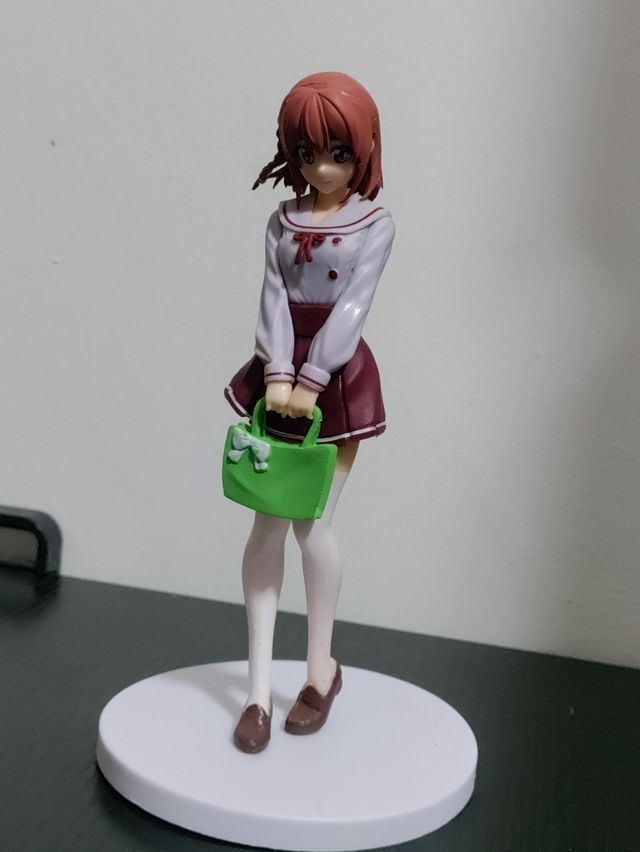 Action figure ragazza con gonna figure 