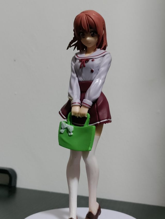 Action figure ragazza con gonna figure 