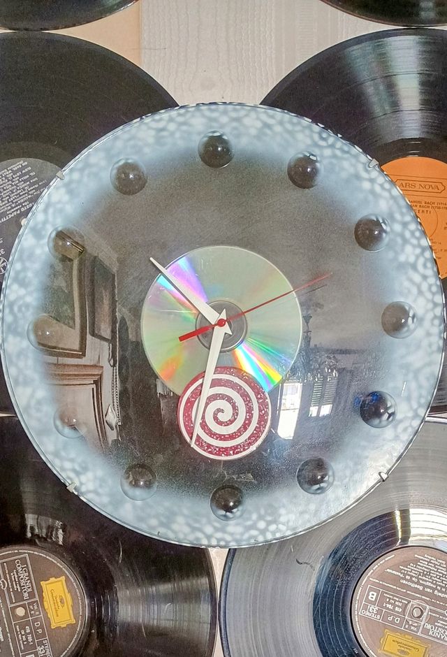 Orologio da parete 2 meccanismi 