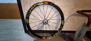 Rueda Mavic Cosmic de Carbono SSC 