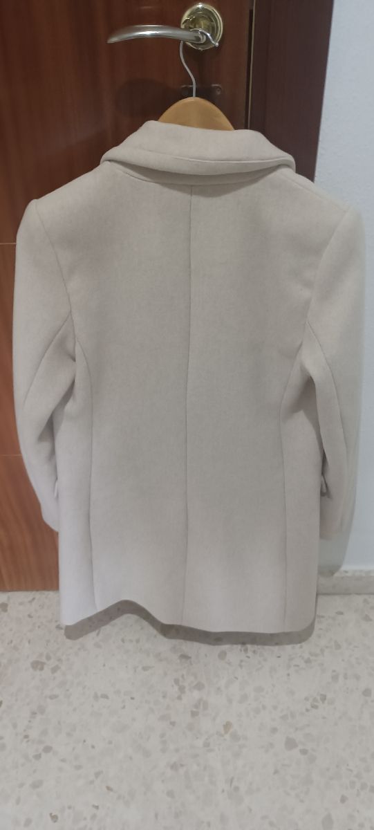 Chaquetón de terciopelo Stradivarius