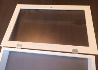 Expositor / Vitrina / Marco KASSEBY de IKEA