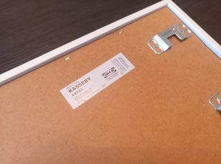 Expositor / Vitrina / Marco KASSEBY de IKEA