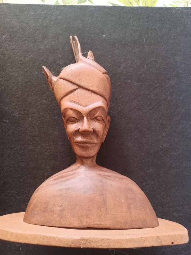 Coppia sculture indonesiane