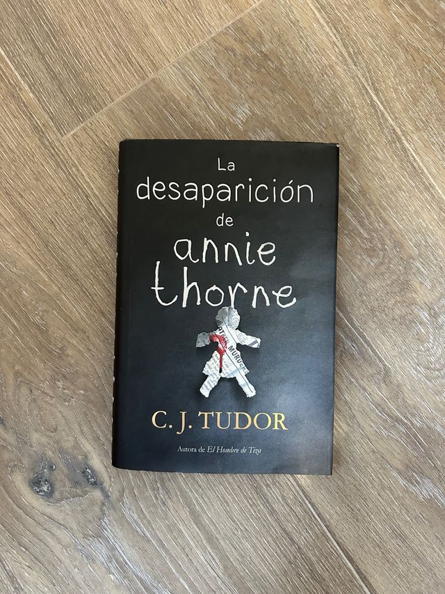 Libro “La desaparición de annie thorne”