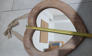 Specchio da parete a cuore