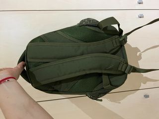 mochila verde para montaña o airsoft 