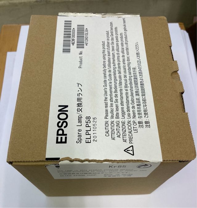 Epson ELPLP58 lámpara proyector original. Nueva 
