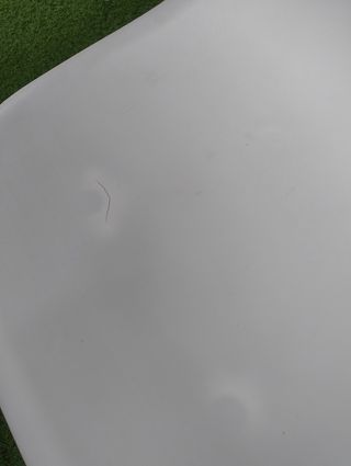 Ser de 4 sillas blancas estilo nórdico