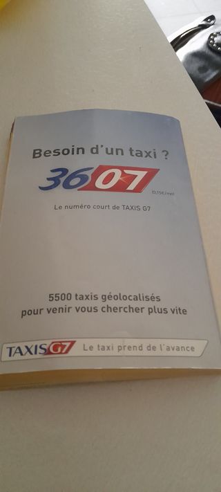 Guida vintage originale di Parigi