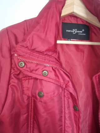 Abrigo rojo talla G
