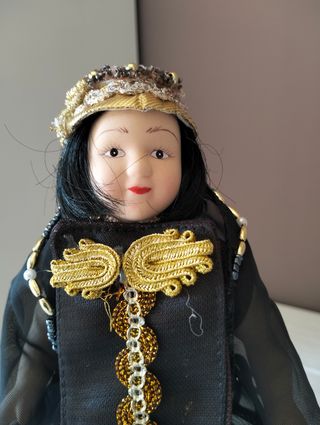 Bambolina in ceramica - Indonesia