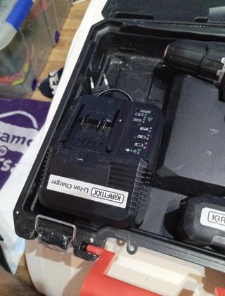 TALADRO DESTORNILLADOR