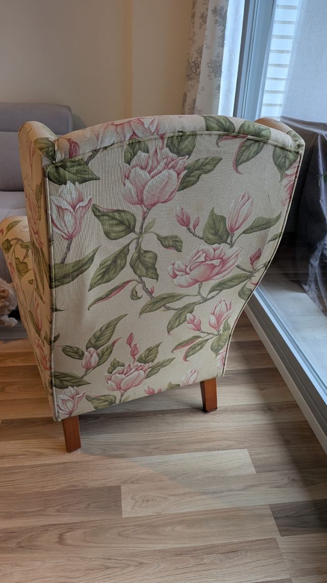 Sillón Orejero Estampado Floral