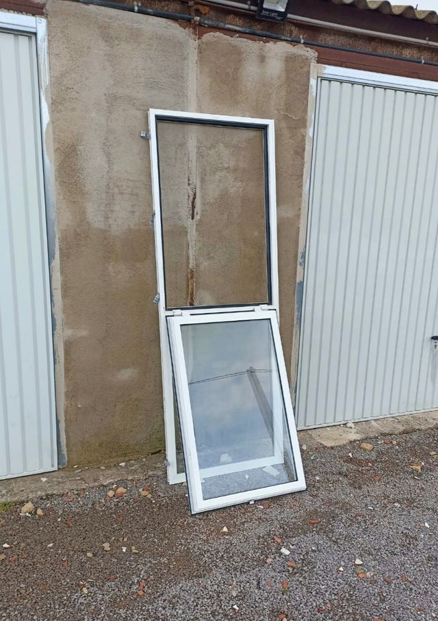 Ventana de aluminio hoja tipo golpete