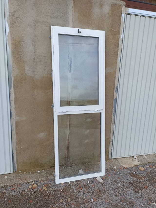 Ventana de aluminio hoja tipo golpete