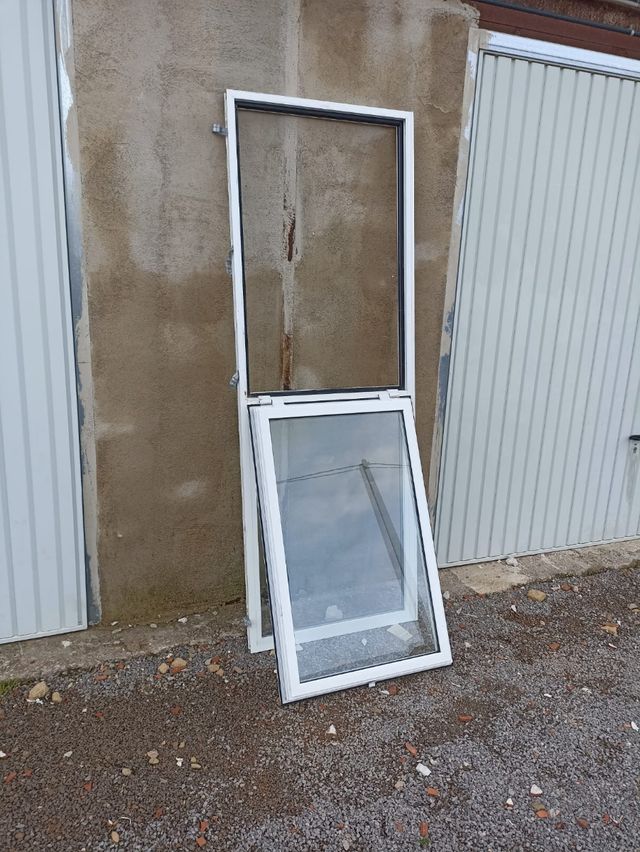 Ventana de aluminio hoja tipo golpete