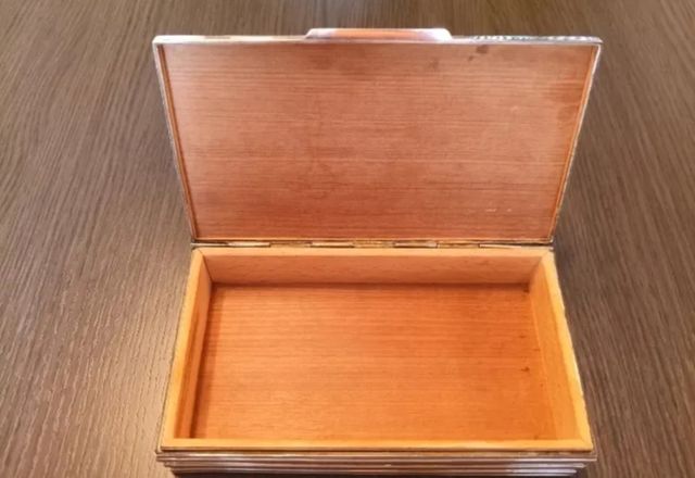 Antigua Caja - Joyero Alpaca Plateada.