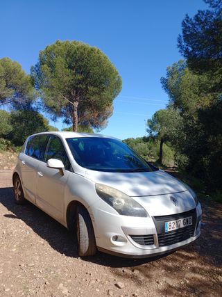 Renault Scenic 2010