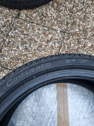 205 40 18 86W Pirelli Cinturato P7