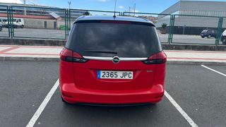 Opel Zafira 2016
