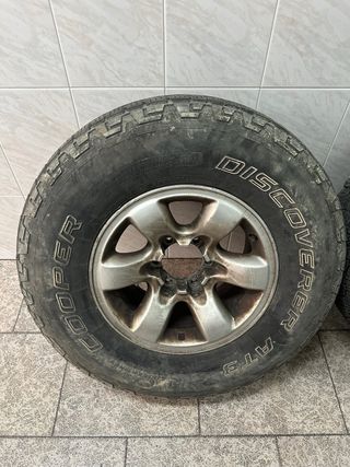 Llantas patrol GR y61
