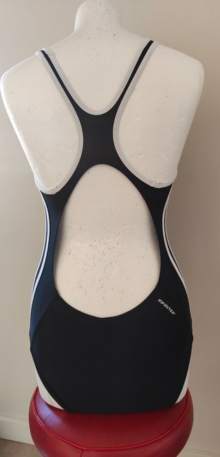 Bañador NUEVO Adidas negro blanco S 36