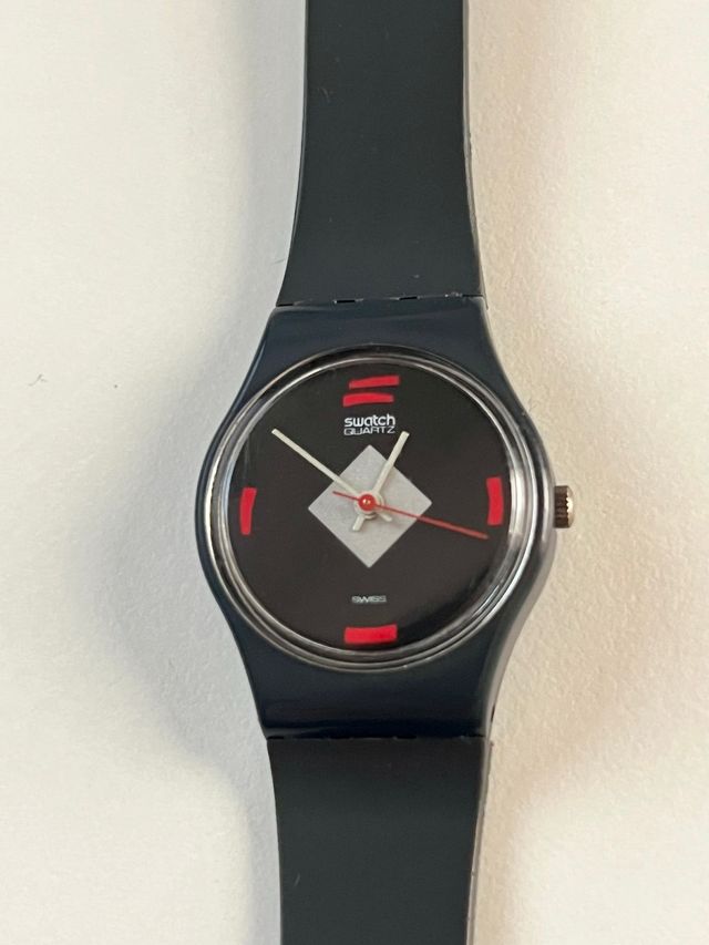 Reloj Swatch Quartz  Mujer made in Swizterland