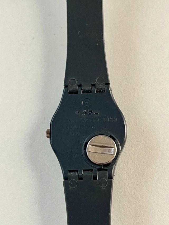 Reloj Swatch Quartz  Mujer made in Swizterland