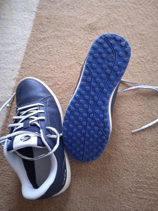 Sapatos de golfe Decathlon 32