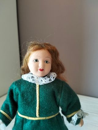 Bambolina in ceramica - Irlanda