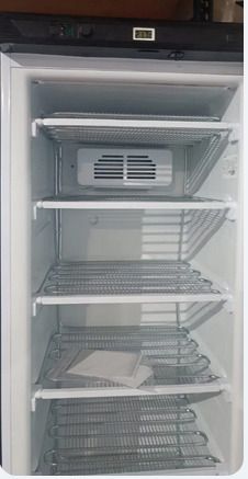 VITRINA VERTICAL DE CONGELACION EXPOSITORA