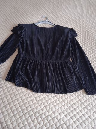 Camisola plissada preta Zara