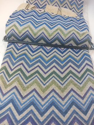 Juego de 2Cortina beig y grana,lista para colgar