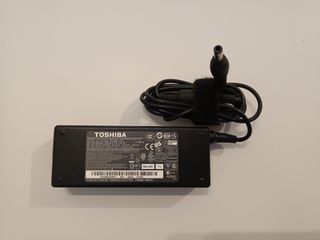 Cargador Portatil HP 18.5V 3.5A
