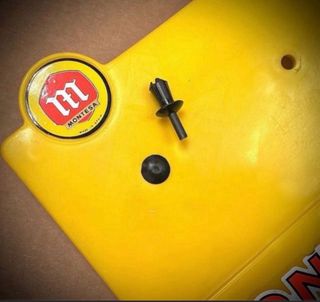 Montesita remaches Dorsal