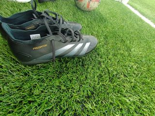 44.5 Botas futbol Adidas Predator