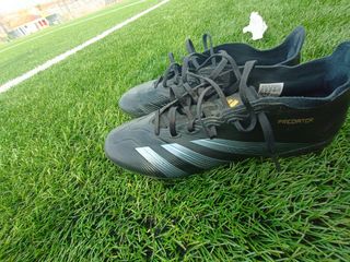 44.5 Botas futbol Adidas Predator